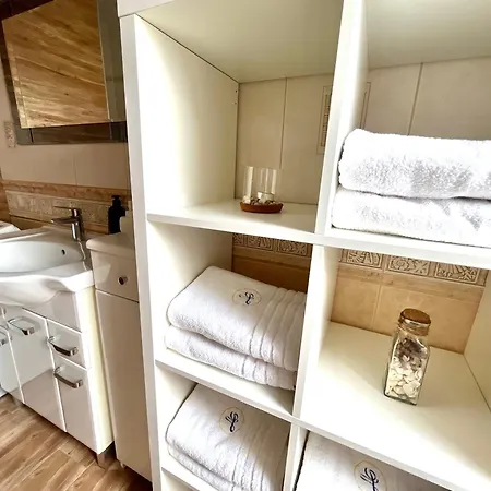 Agapella Apartamenty- Apartament Lesny Z Klimatyzacja *